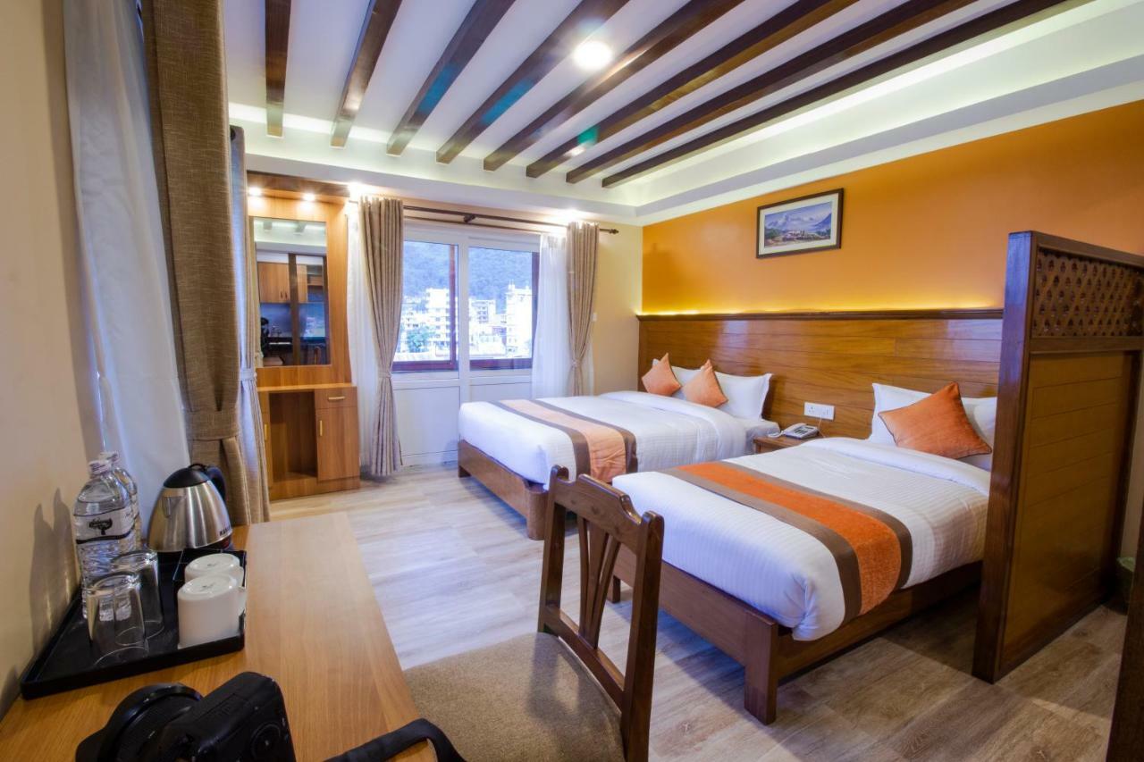Hotel Lake Star Похара Екстериор снимка