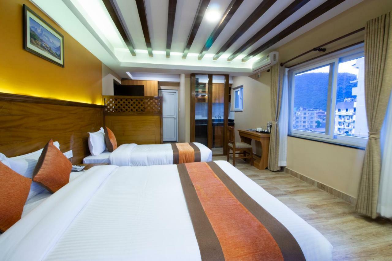 Hotel Lake Star Похара Екстериор снимка