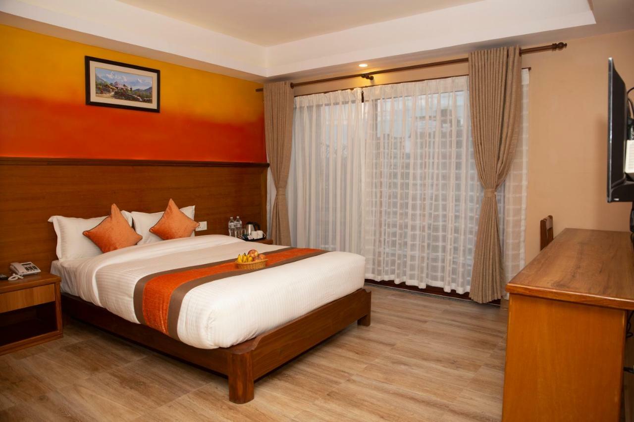 Hotel Lake Star Похара Екстериор снимка