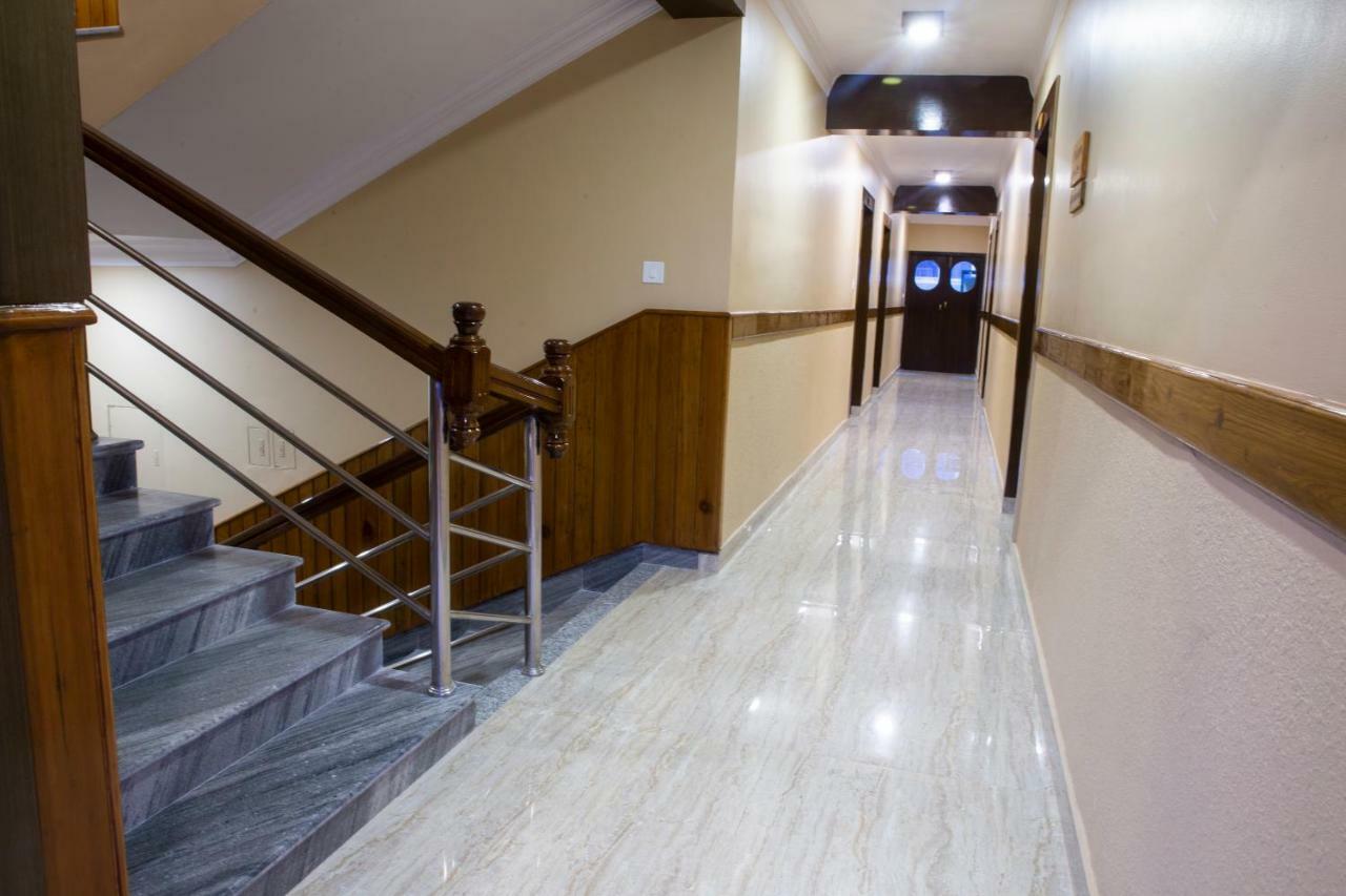Hotel Lake Star Похара Екстериор снимка
